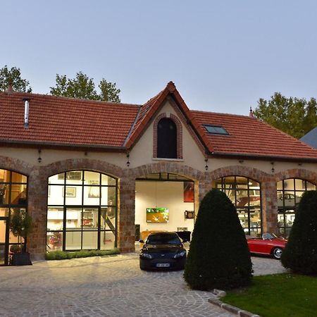Le Clocher De La Duchesse Bonnelles Exterior photo